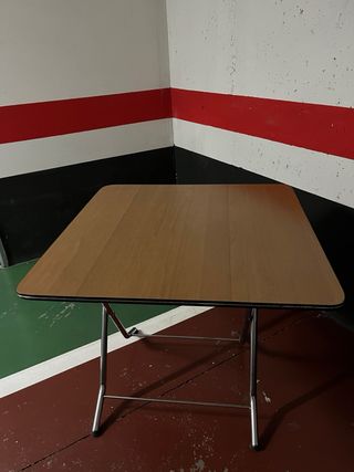 Mesa plegable madera y metal