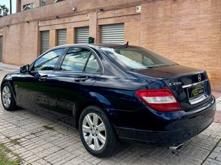 Mercedes-Benz Clase C 2011