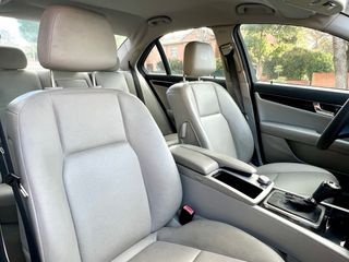 Mercedes-Benz Clase C 2011