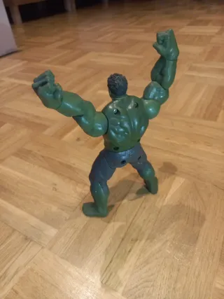Muñeco Hulk articulado