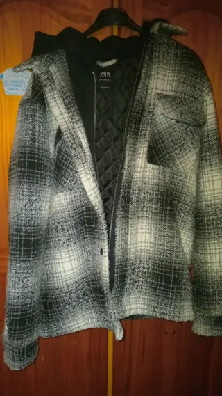 Abrigo Zara cuadros gris sin estrenar