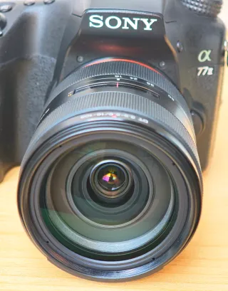 Cámara Sony a77II + Objetivo 16-105mm