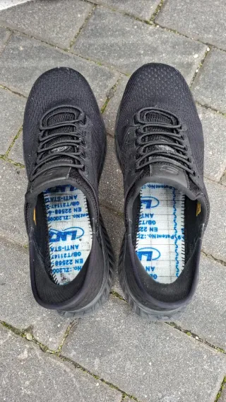 Zapatillas Skechers Seguridad Negras