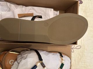 Sandalias Giossepo Multicolor y Doradas