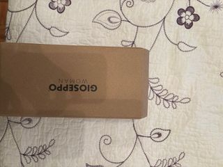 Sandalias Giossepo Multicolor y Doradas