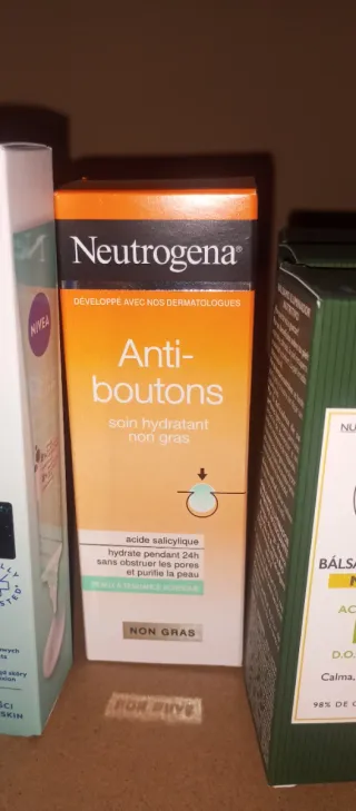 Neutrogena Anti-boutons Crema Hidratante