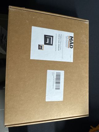 Porta documenti MAD in metallo nero