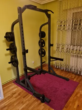 Rack de entrenamiento con pesas más barra olimpica