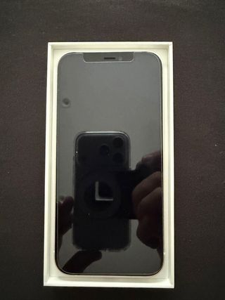 2x iPhone 12 128GB (Bianco e Rosso) 180€ CADUNO