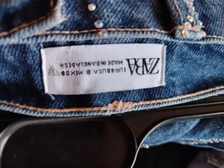 Pantalón vaquero estampado rombos