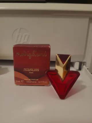 Modigliani miniatura scatola e flacone vuoto