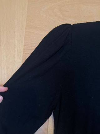 Zara Blusa manga abullonada cuello alto