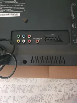 TV Haier LE22M600CF LCD LED 22