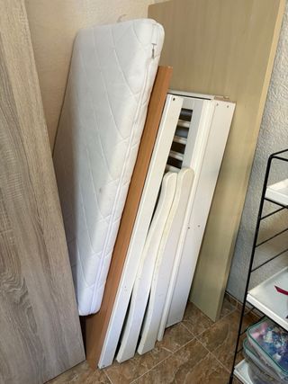 Cuna lista para recoger y montar