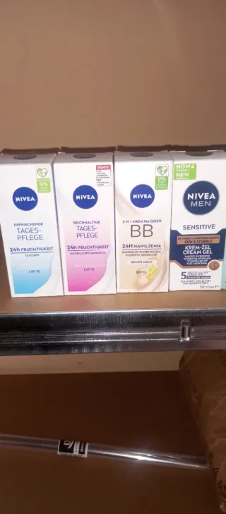 Nivea Crema Hidratante 24h