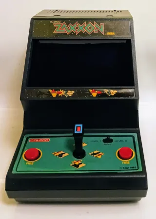 Raro Coleco Sega ZAXXON 3D Tabletop Handheld Game