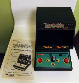 Raro Coleco Sega ZAXXON 3D Tabletop Handheld Game