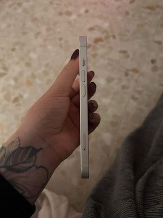 iPhone 14 256GB Multicolor