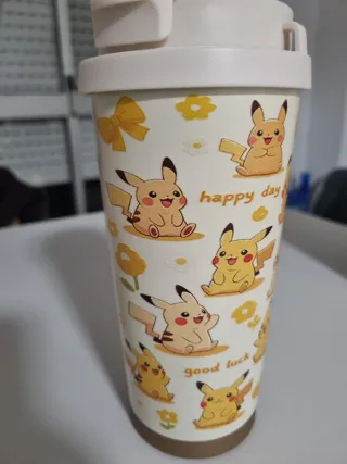 Caneca Pikachu Feliz Dia Boa Sorte