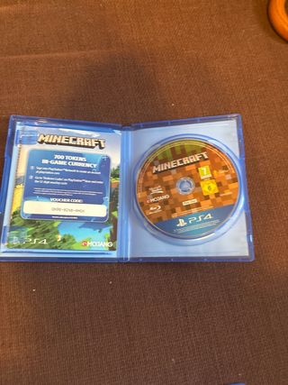 PS4 Negra + 2 Juegos + Mando + dos fundas