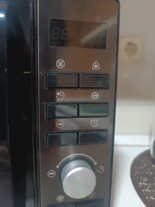 Microondas Mandine 20L Negro