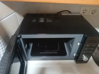 Microondas Mandine 20L Negro