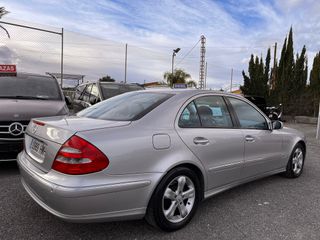 Mercedes-Benz Clase E 2005