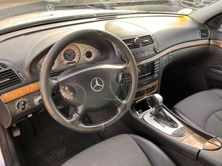 Mercedes-Benz Clase E 2005