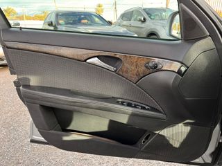 Mercedes-Benz Clase E 2005