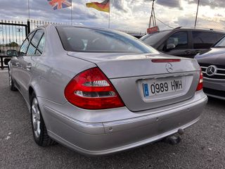 Mercedes-Benz Clase E 2005