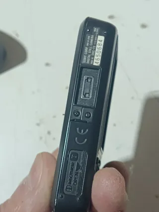 Cámara Digital Sony Cyber-shot Optical Zoom 3x