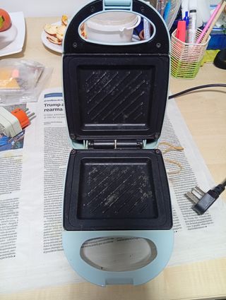 Sandwichera eléctrica