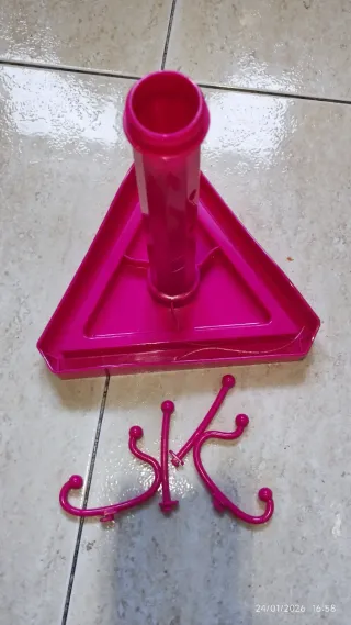 Pirámide de abalorios para manualidades