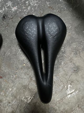 Asiento de bicicleta negro