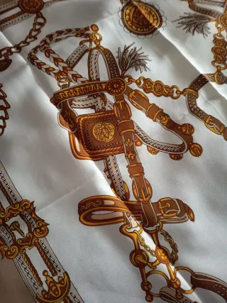 Pañuelo Gîl de Losne Beige y Dorado (Paris)