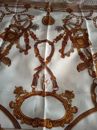 Pañuelo Gîl de Losne Beige y Dorado (Paris)