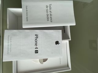 Scatola iPhone 4s Apple Argento con documenti