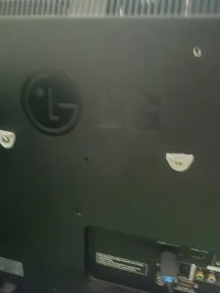 Televisor LG Negro 30 pulgadas