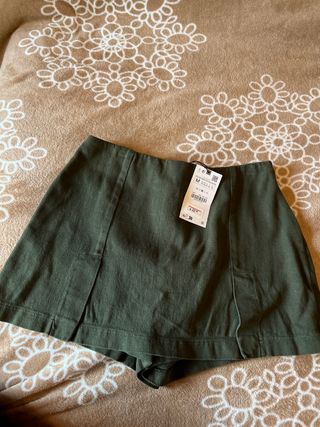 Minifalda pantalon talla M CON ETIQUETA