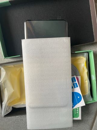 Cover per Sansung s10 plus gialla