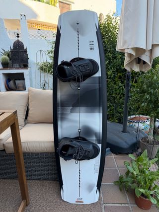 Tabla Wakeboard Liquid Force Rhythm 144 2023