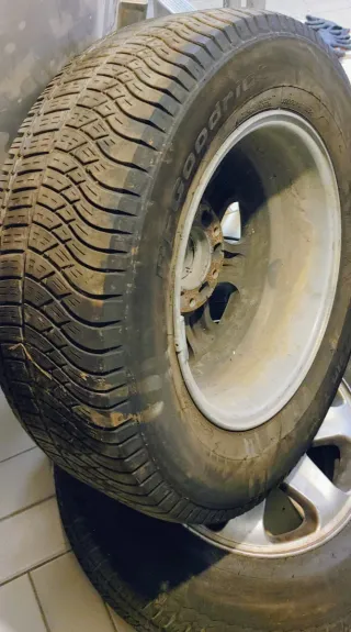 4 llantas KIA Carnival + Michelin/BFGoodrich 225/7