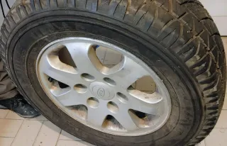 4 llantas KIA Carnival + Michelin/BFGoodrich 225/7