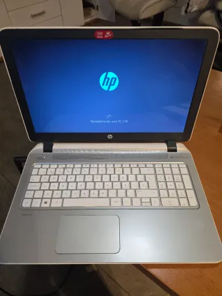 Portátil HP Pavilion 15 i7 8GB RAM SSD W10