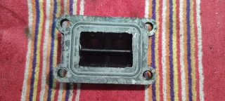 Caja de láminas Suzuki DR Big 50