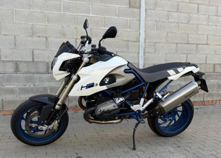 BMW R1200 HP2 Megamoto