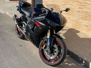 Yamaha R6, matriculada en 2008, 33.750kms