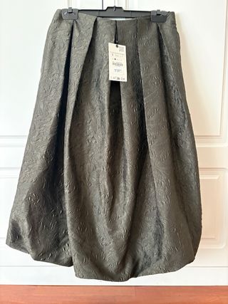 Falda larga Zara verde Talla S