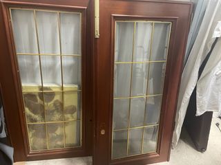 Puertas de cristal con marco de madera