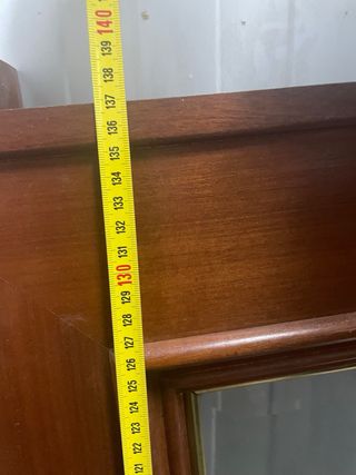 Puertas de cristal con marco de madera